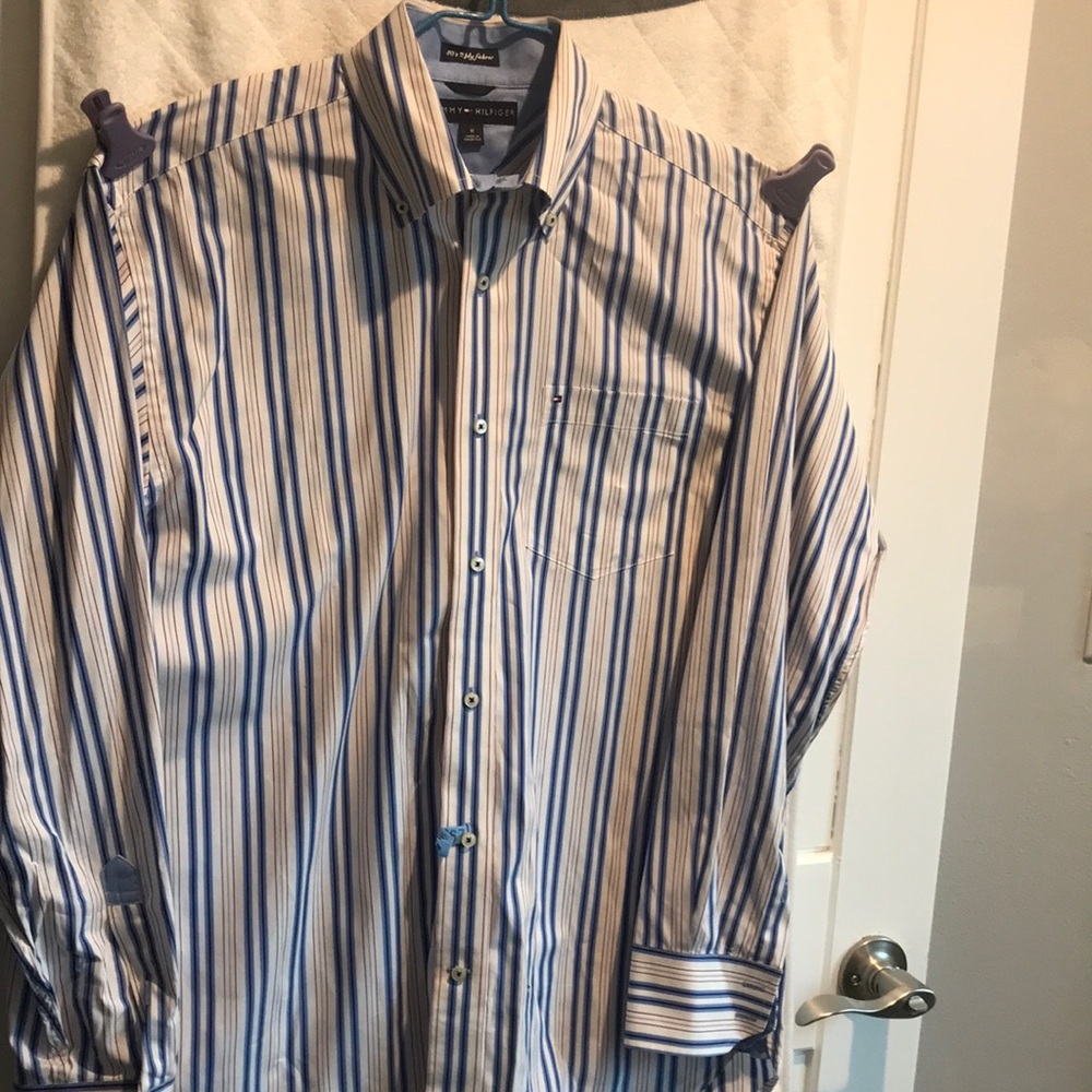 Tommy Hilfiger Button Down Shirt 80’s 2 ply fabric